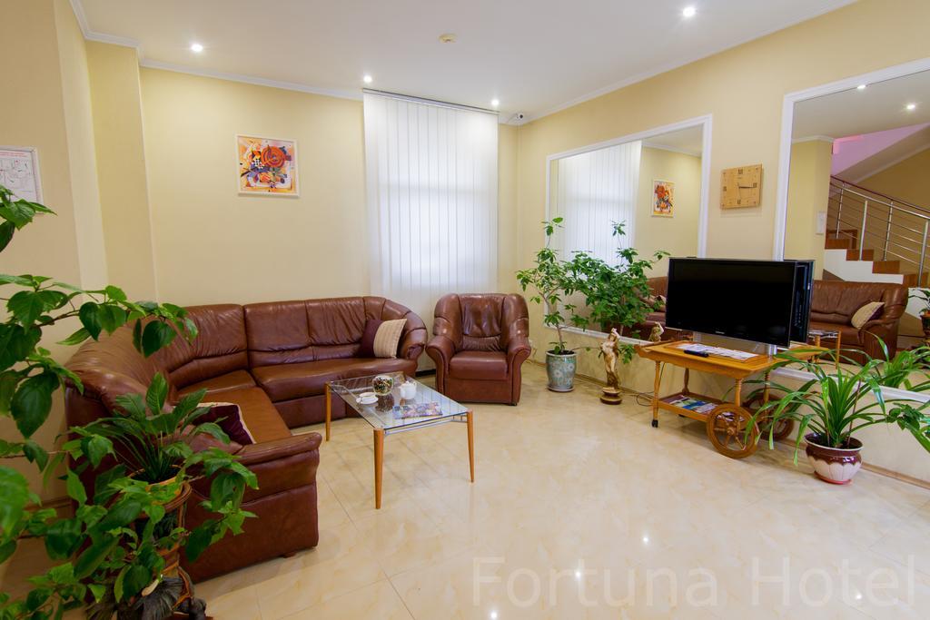 Fortuna Hotel Κισινάου Εξωτερικό φωτογραφία