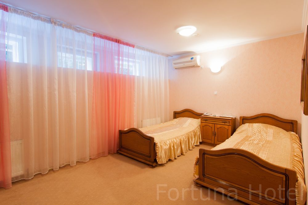 Fortuna Hotel Κισινάου Εξωτερικό φωτογραφία