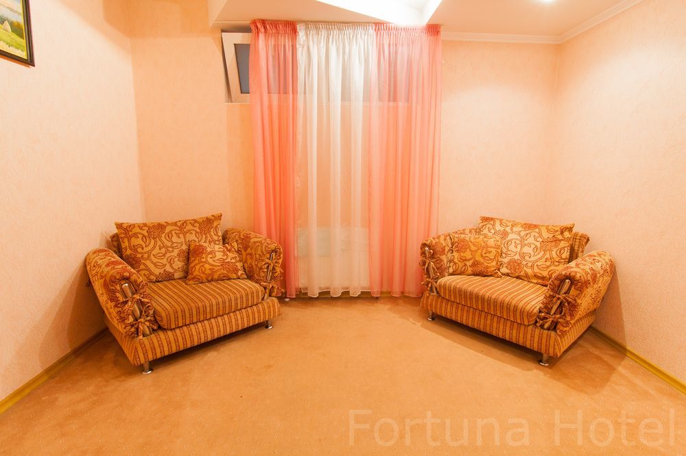 Fortuna Hotel Κισινάου Εξωτερικό φωτογραφία