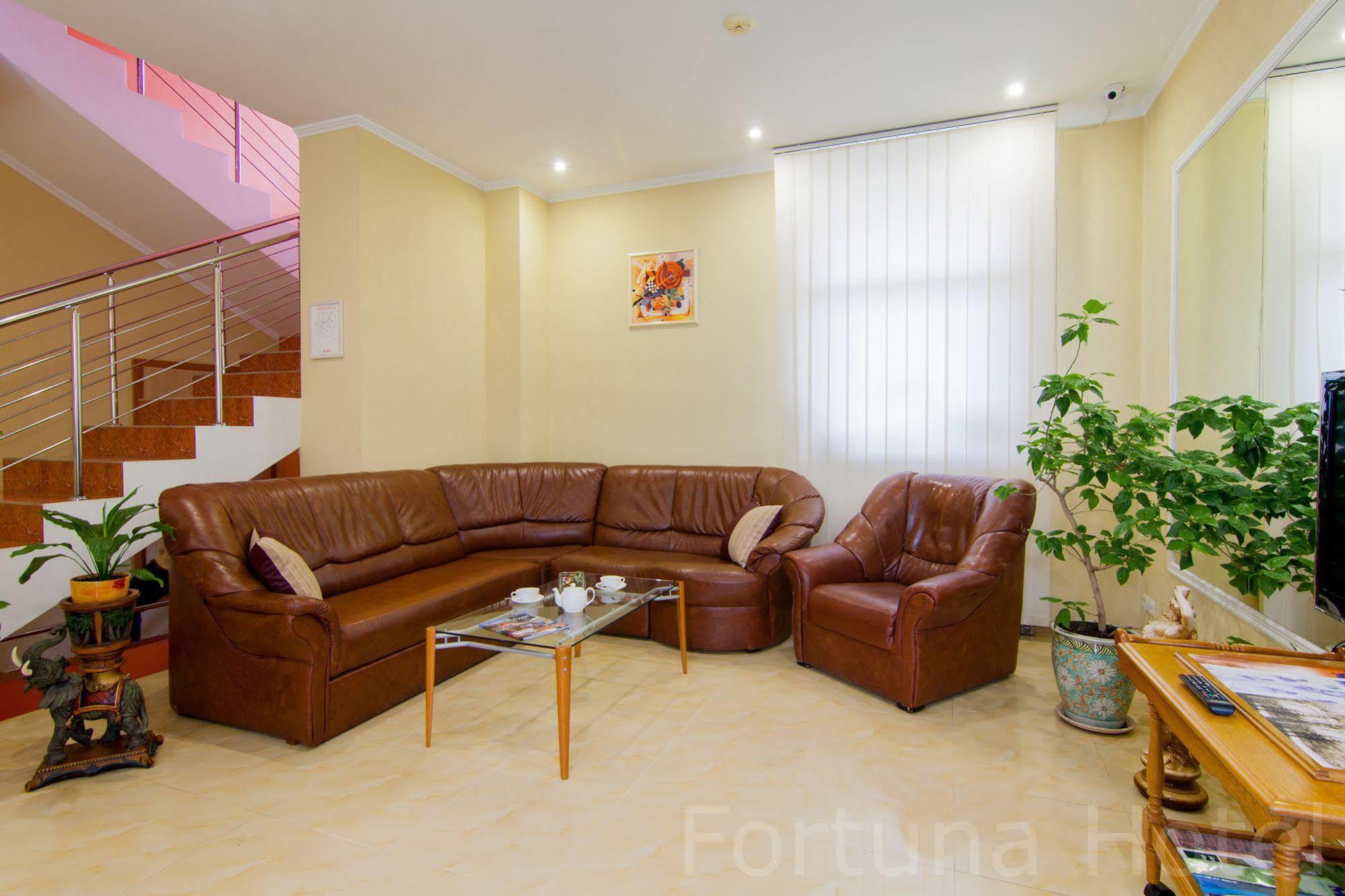 Fortuna Hotel Κισινάου Εξωτερικό φωτογραφία