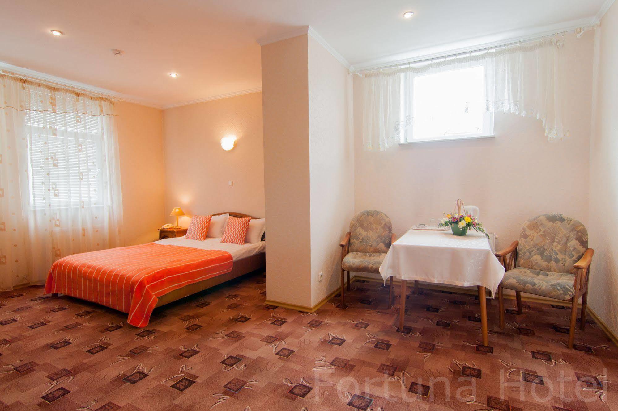 Fortuna Hotel Κισινάου Εξωτερικό φωτογραφία