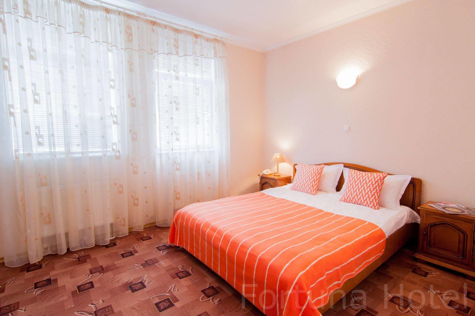 Fortuna Hotel Κισινάου Εξωτερικό φωτογραφία