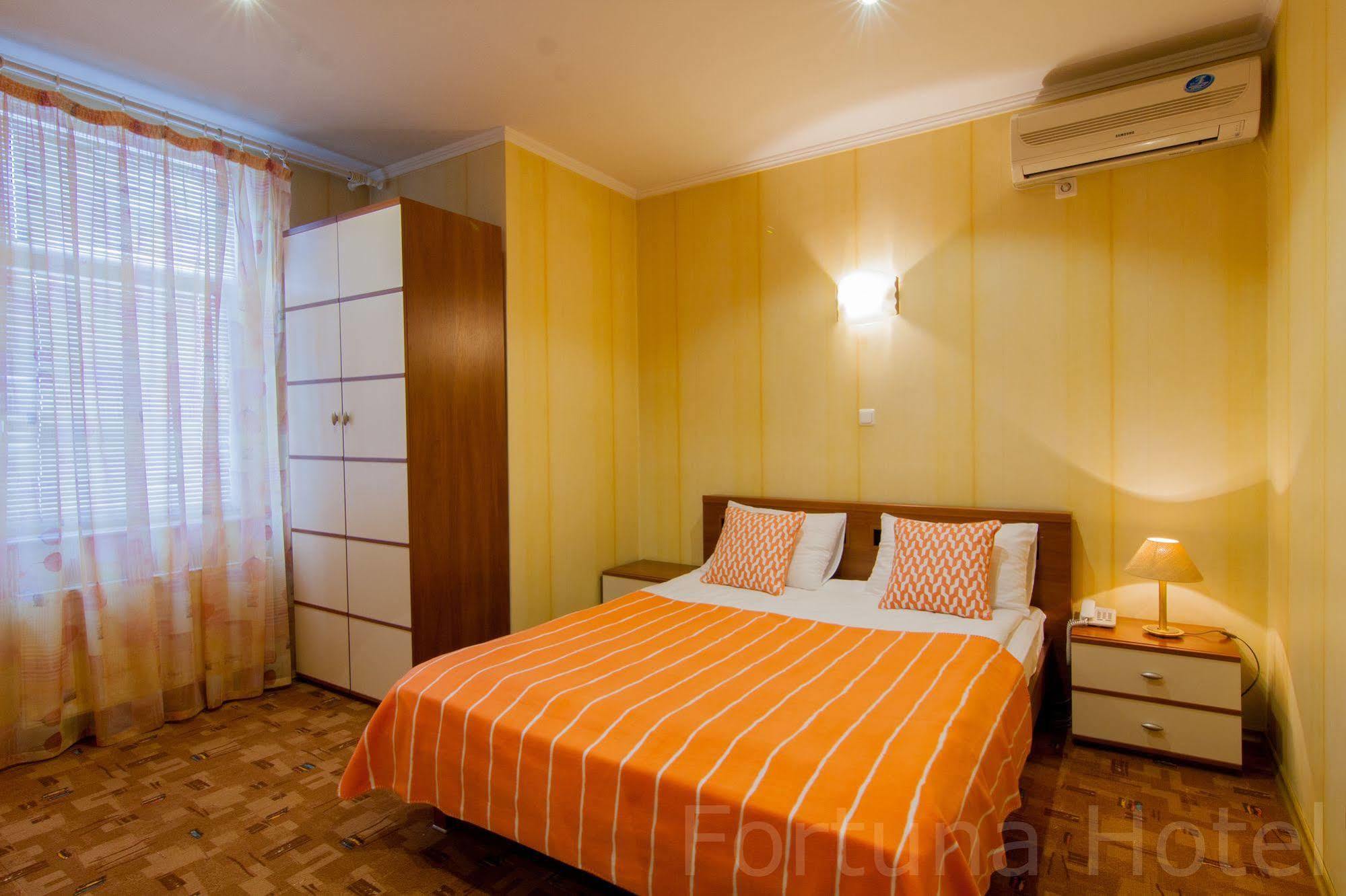Fortuna Hotel Κισινάου Εξωτερικό φωτογραφία