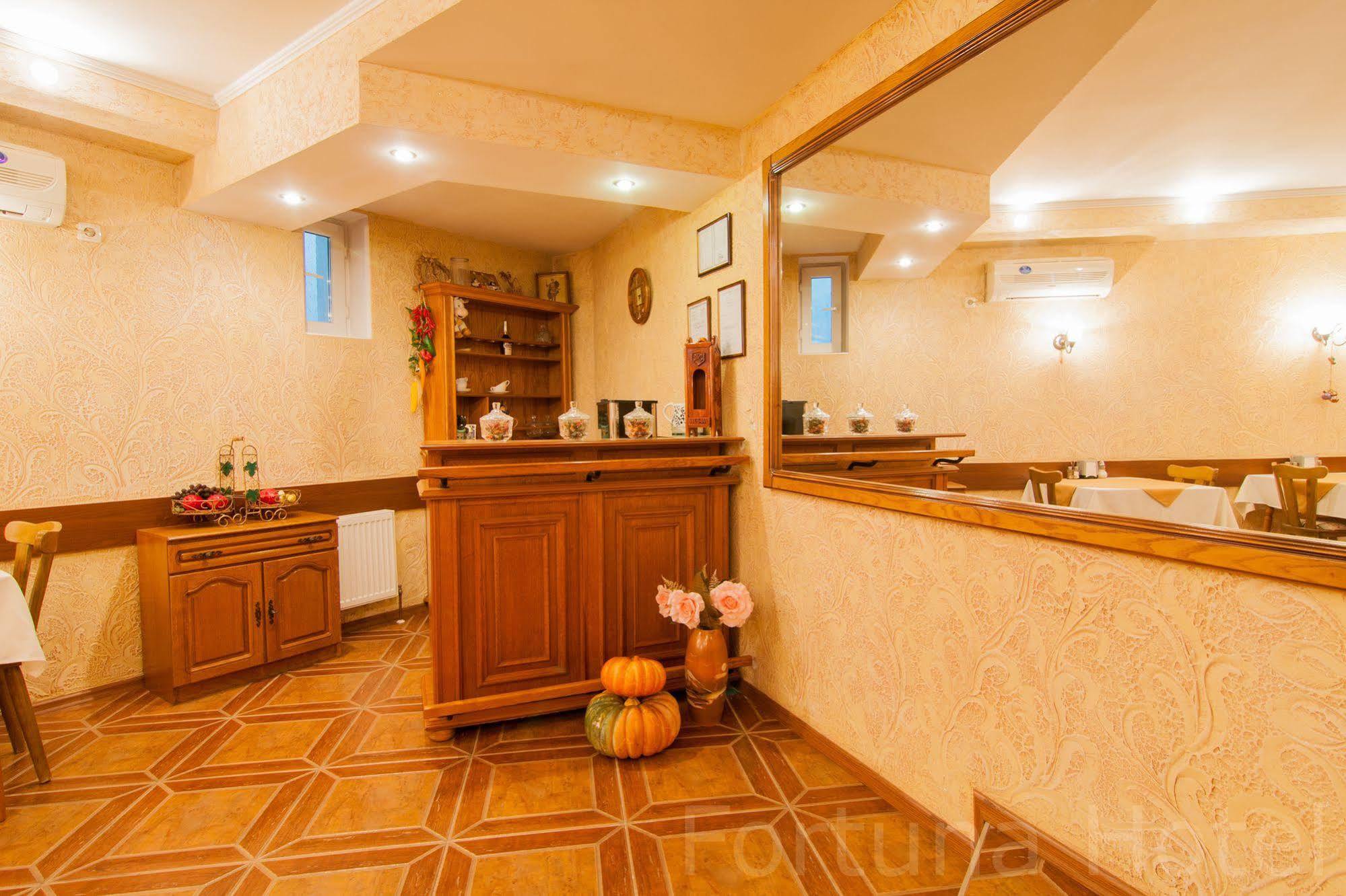 Fortuna Hotel Κισινάου Εξωτερικό φωτογραφία
