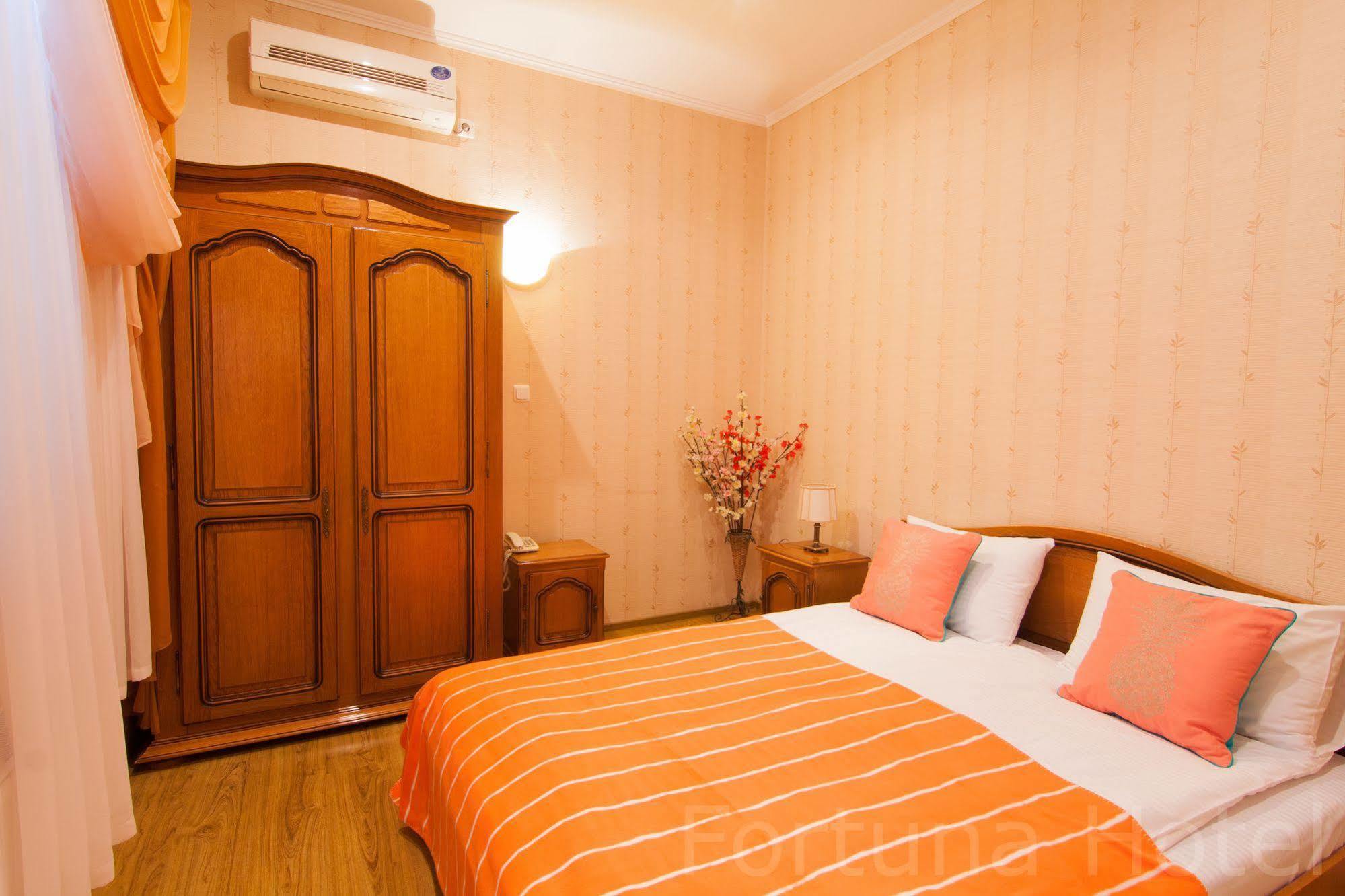 Fortuna Hotel Κισινάου Εξωτερικό φωτογραφία